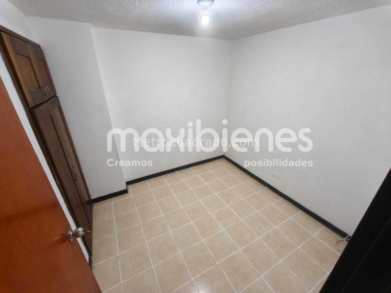 3BR Apartment in Calasanz (72 m²) - 4