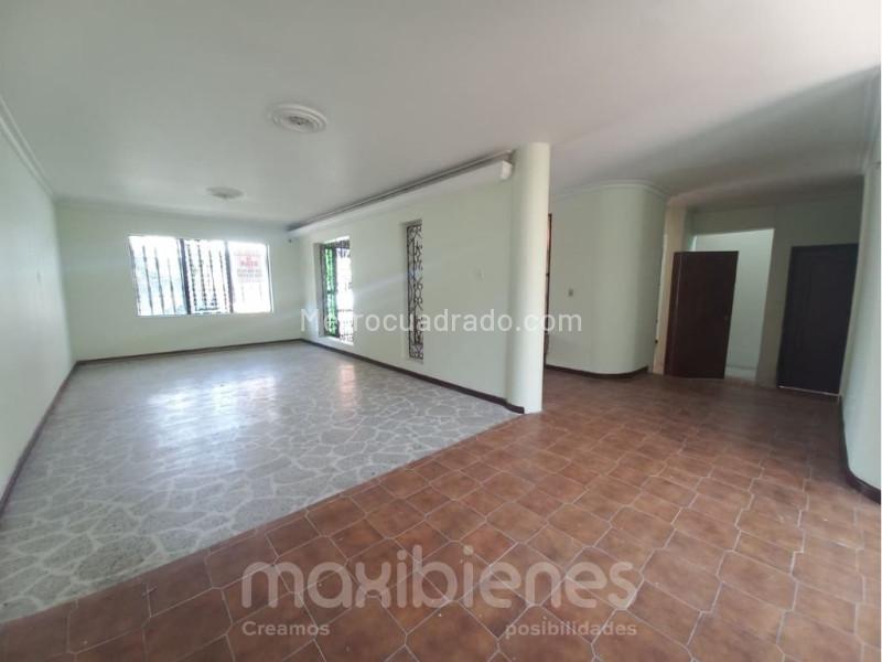 Commercial 5BR House for Rent in Belen Alameda
