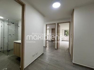 Apartamento de 4 alcobas en venta en El Poblado, Medellín, 138 m² · foto 8 de 20