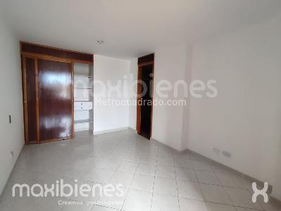 Apartamento en venta en Belen Loma De Los Bernal, Medellín · foto 3 de 15
