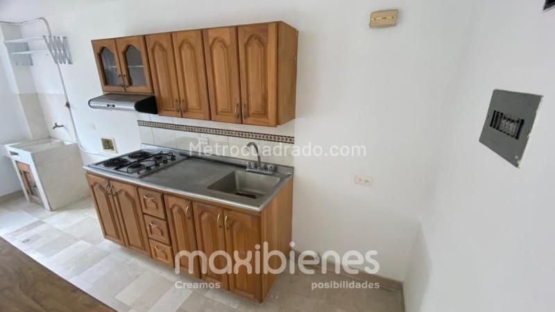 2BR Apartment in Almería with Balcony (Stratum 4) - 2