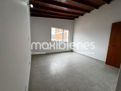 Casa en arriendo en Calasanz, Medellín · foto 3 de 20