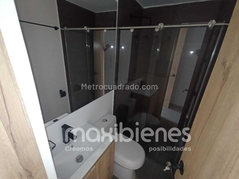 Functional 3BR Apartment in Bombona - 5