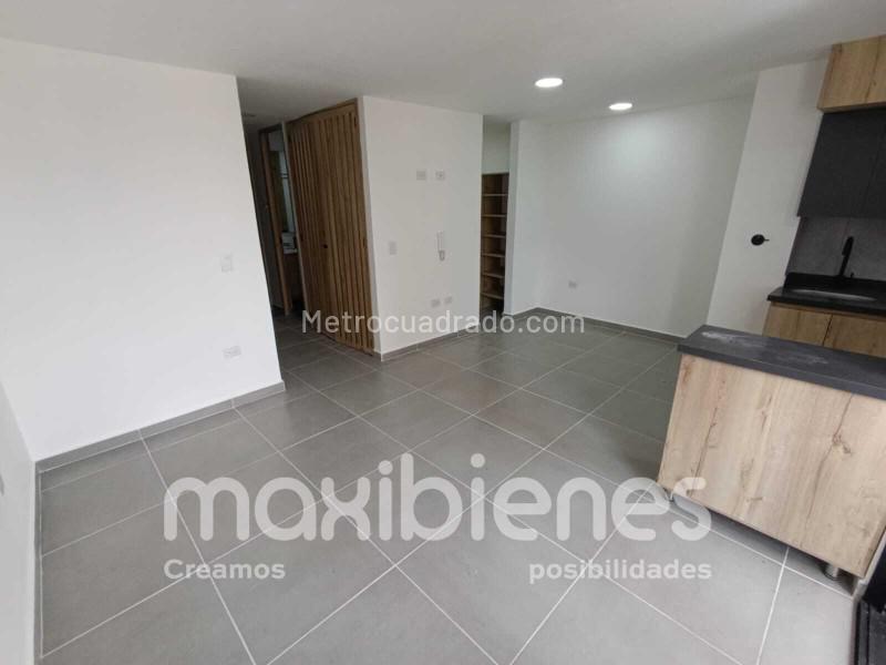 1BR Studio Apartment for Rent in Bombona, Medellín - 2