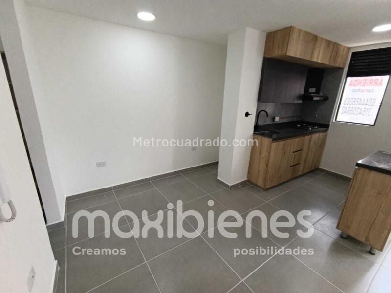 1BR Studio Apartment for Rent in Bombona, Medellín - 5