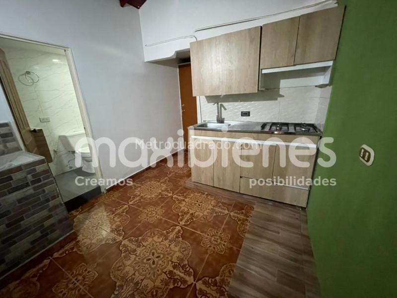 2BR Apartment for Rent in Villa Hermosa (48 m², Stratum 3) - 4