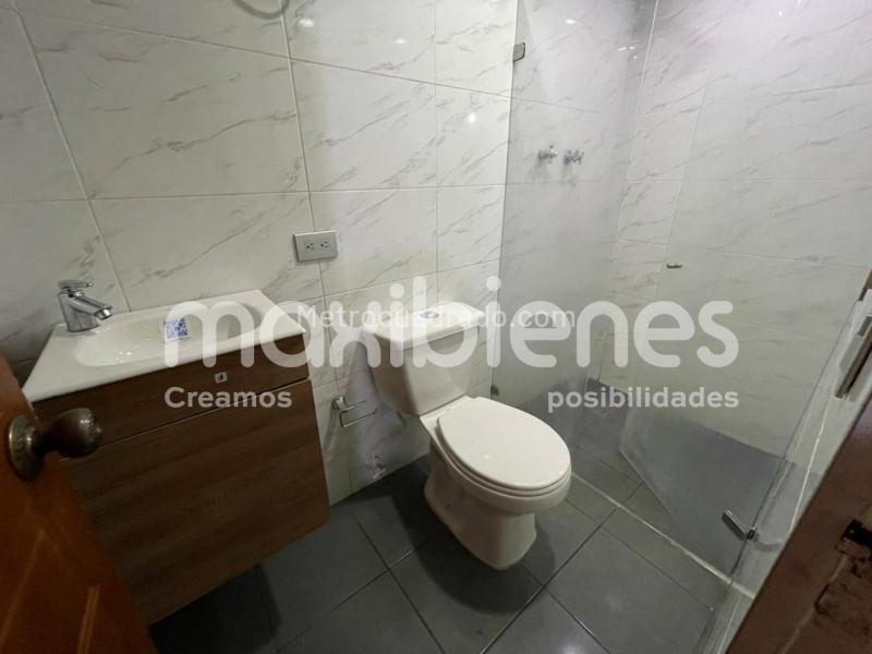 2BR Apartment for Rent in Villa Hermosa (48 m², Stratum 3) - 9