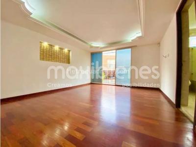 Casa de 5 alcobas en venta en Altos Del Poblado, Medellín, 276 m² · foto 8 de 20