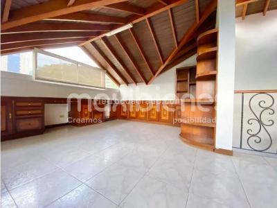 Casa de 5 alcobas en venta en Altos Del Poblado, Medellín, 276 m² · foto 9 de 20
