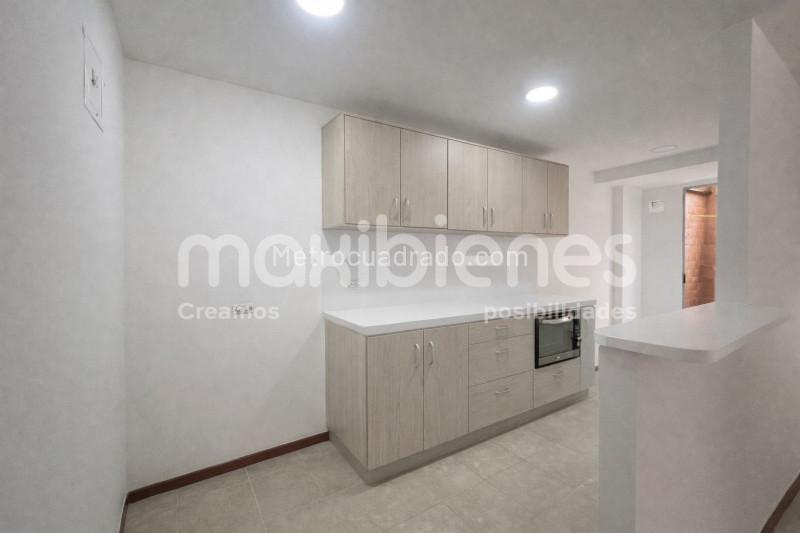 Modern 2BR Apartment in Patio Bonito - 2