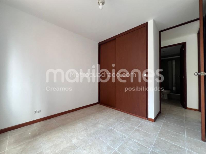 Modern 2BR Apartment in Patio Bonito - 5