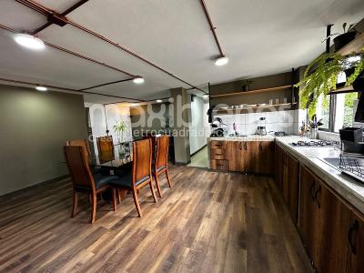 Apartamento en venta en La Aguacatala, Medellín · foto 3 de 20