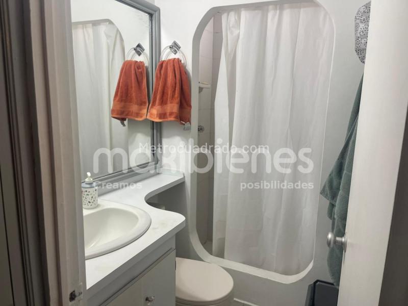 Apartamento de 2 Alcobas en El Poblado (Las Palmas) con Parqueadero - 9