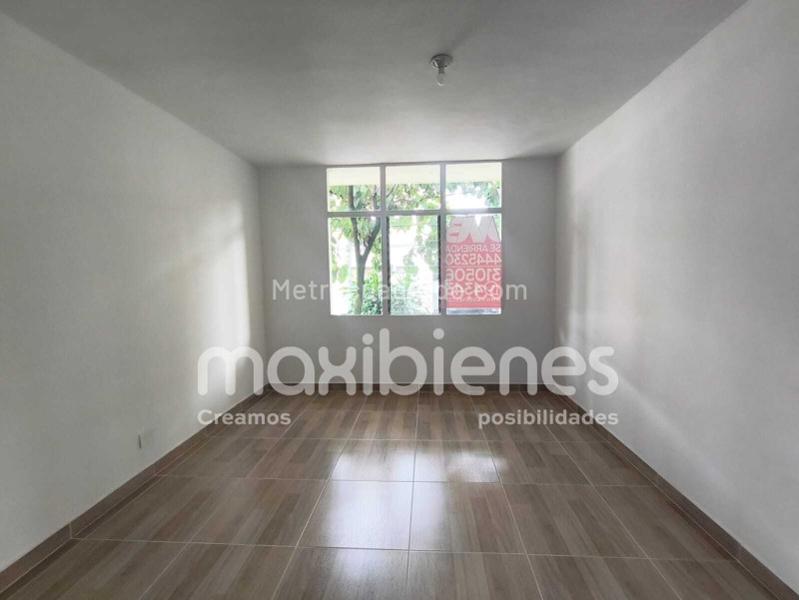 Casa Amplia de 5 Alcobas en Estadio - 2