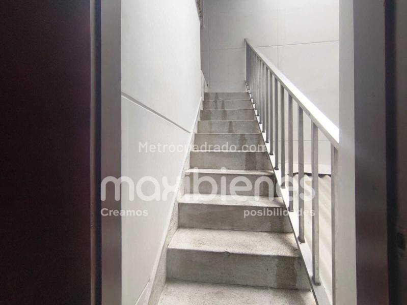 Casa Amplia de 5 Alcobas en Estadio - 7