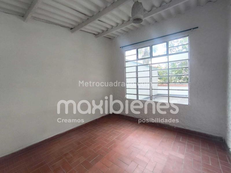 Casa Amplia de 5 Alcobas en Estadio - 9