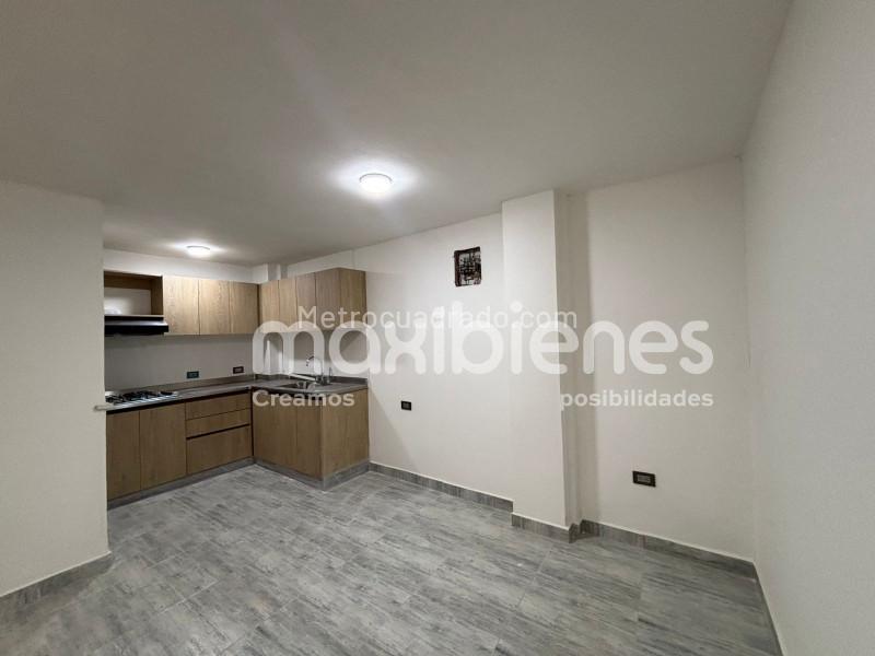 3BR House in Santa Maria La Nueva (140 m²)