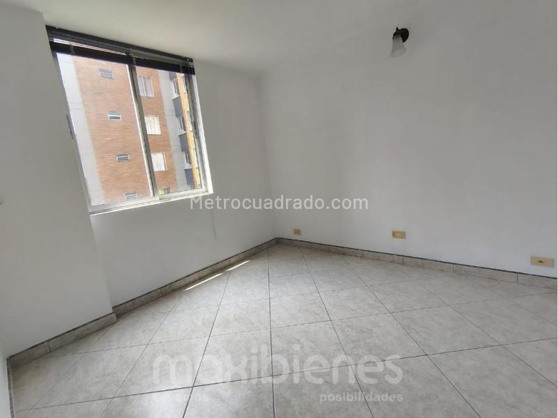 Spacious 4BR Apartment in Belen La Palma - 5