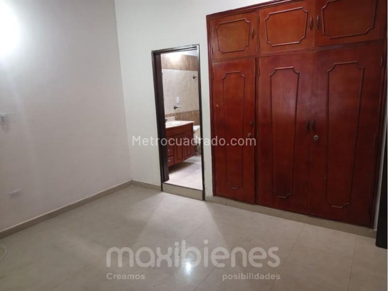 Functional 4BR House in La Castellana - 6