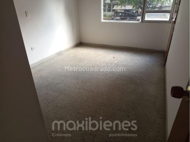 Functional 4BR House in La Castellana - 9