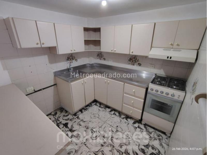 Apartamento Amplio de 4 Alcobas en Belén San Bernardo