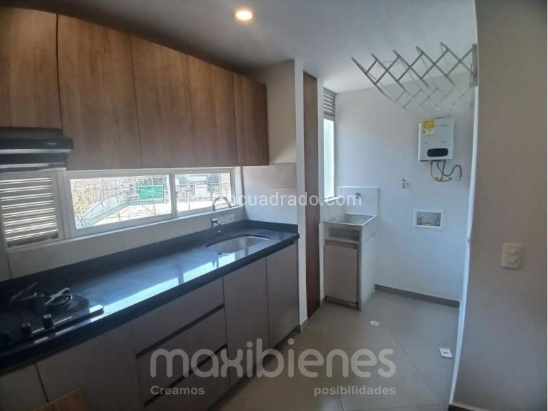 Cozy 2BR Apartment Near Iglesia de La Amúrica in La America