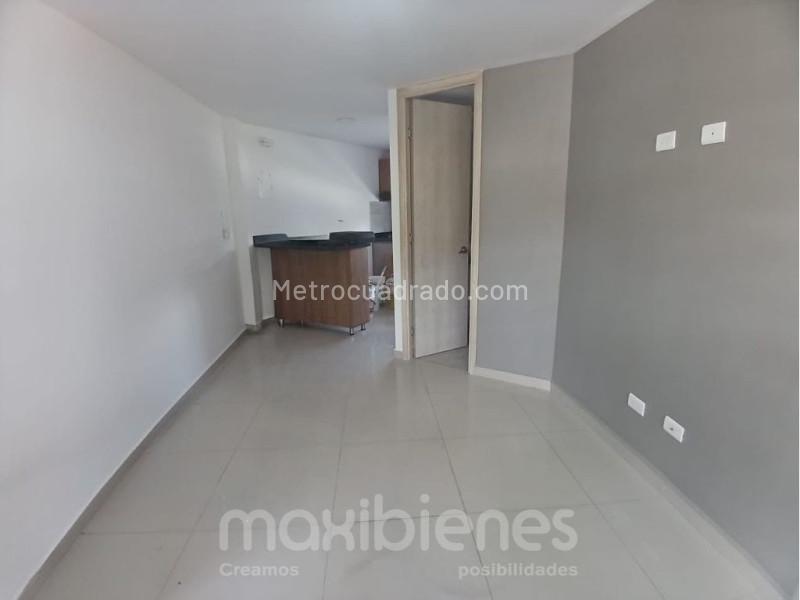 Cozy 2BR Apartment Near Iglesia de La Amúrica in La America - 4