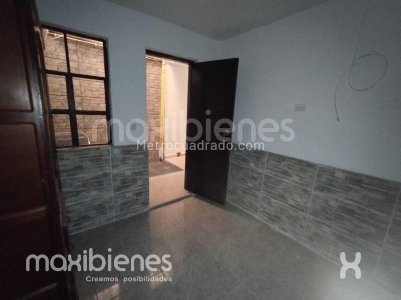 Apartamento en Arriendo, Santa Cruz, Medellín - Vista 3