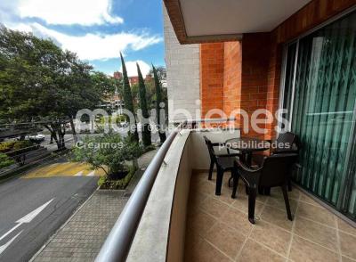 Apartamento en arriendo en Laureles, Medellín · foto 3 de 12