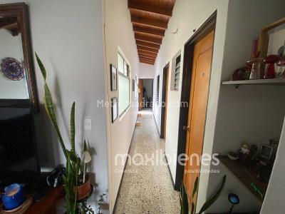 Apartamento en venta en La Castellana, Medellín · foto 3 de 11