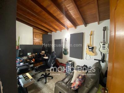 Apartamento en venta en La Castellana, Medellín · foto 6 de 11