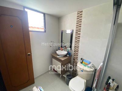 Apartamento en venta en La Castellana, Medellín · foto 9 de 11