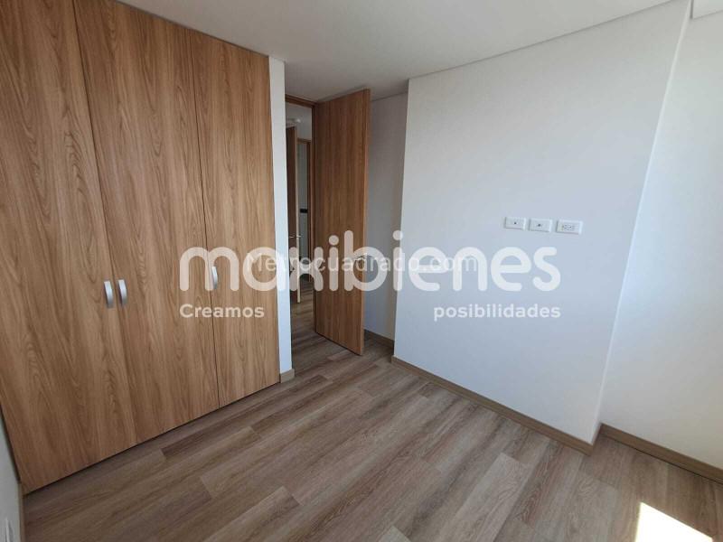 Apartamento de 2 Alcobas con Balcón en Los Colores (Piscina y Gimnasio) - 6