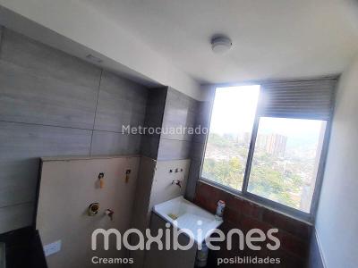 Apartamento de 3 alcobas en venta en La Gabriela, Bello, 62 m² · foto 6 de 16