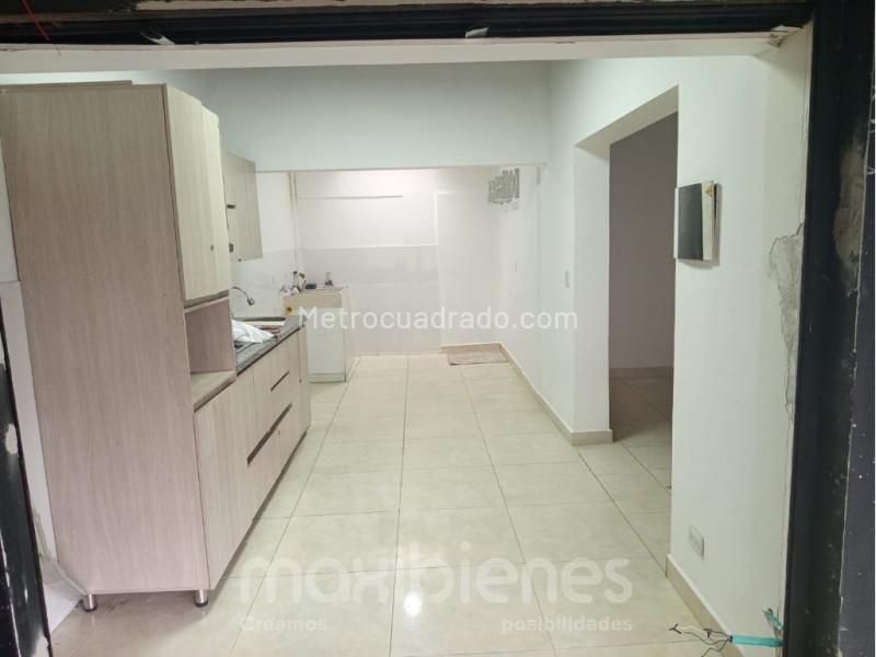 Casa Funcional de 5 Alcobas en La Castellana - 8