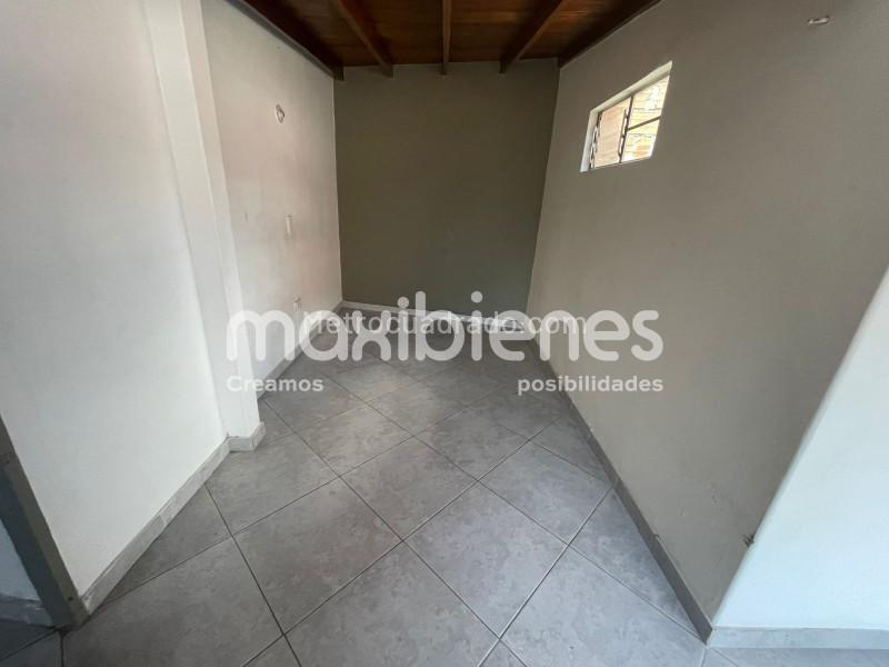 Casa Acogedora de 5 Alcobas en Santa Lucía - 7