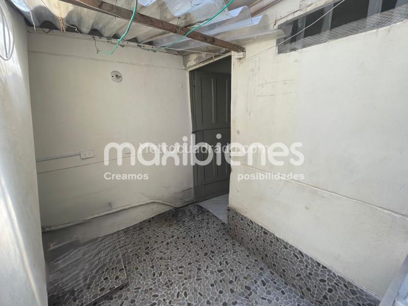 Casa Acogedora de 5 Alcobas en Santa Lucía - 9
