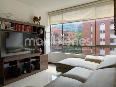 Apartamento de 3 alcobas en arriendo en Las Lomas, Medellín, 150 m² · foto 9 de 15