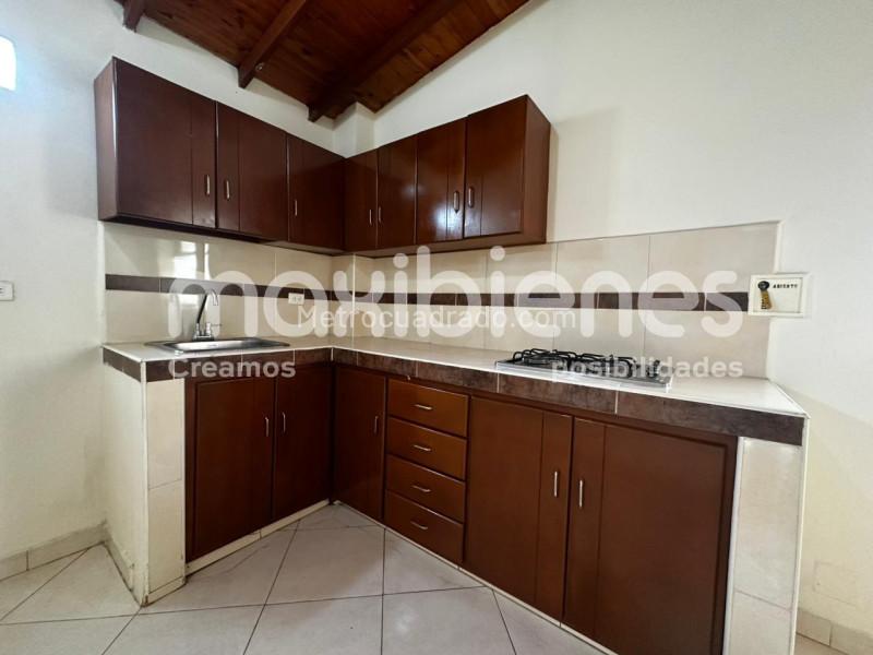 Apartamento en Arriendo de 3 Alcobas en Manrique Central 1 - 3