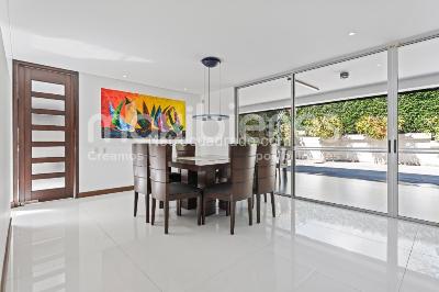 Casa de 4 alcobas en venta en San Lucas, Medellín, 378 m² · foto 3 de 20
