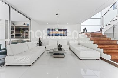 Casa de 4 alcobas en venta en San Lucas, Medellín, 378 m² · foto 6 de 20
