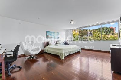 Casa de 4 alcobas en venta en San Lucas, Medellín, 378 m² · foto 11 de 20