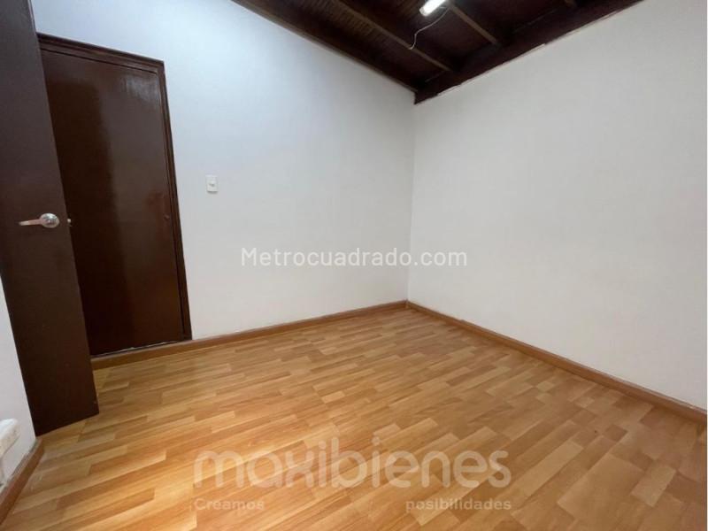 Functional 3BR Apartment in El Nogal - 8