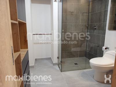 Apartamento en venta en El Nogal, Medellín · foto 8 de 12