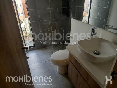 Apartamento en venta en El Nogal, Medellín · foto 9 de 12