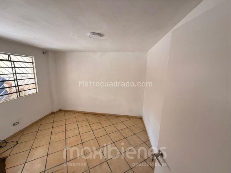 Casa en arriendo de 3 Alcobas en Cristo Rey, Medellín - 7