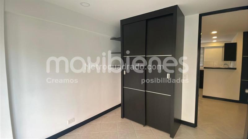 Comfortable 2BR Apartment in Aguacatala - 5