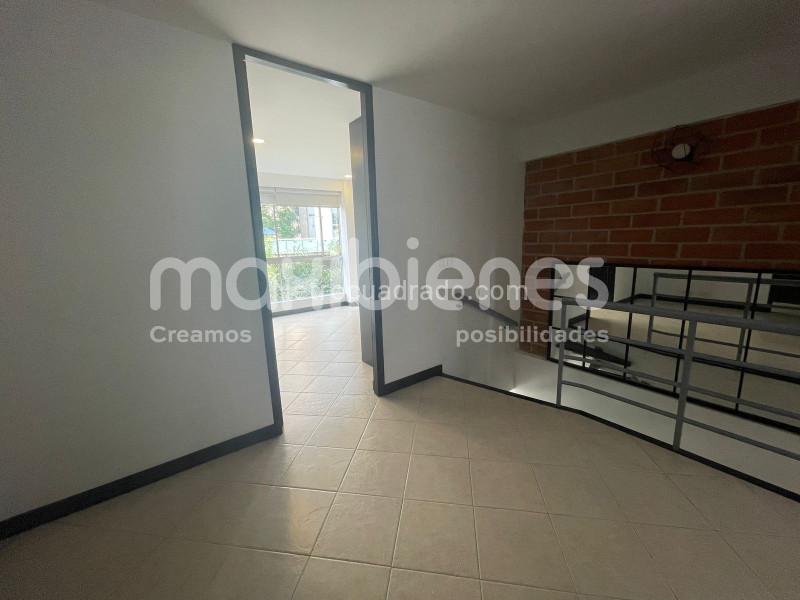 Comfortable 2BR Apartment in Aguacatala - 9