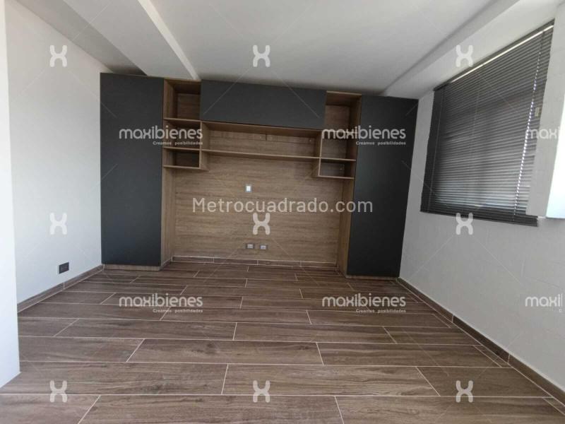 Functional 1BR Apartment in Calasanz - 8