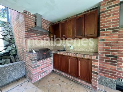 Apartamento de 5 alcobas en arriendo en El Tesoro, Medellín, 520 m² · foto 5 de 20